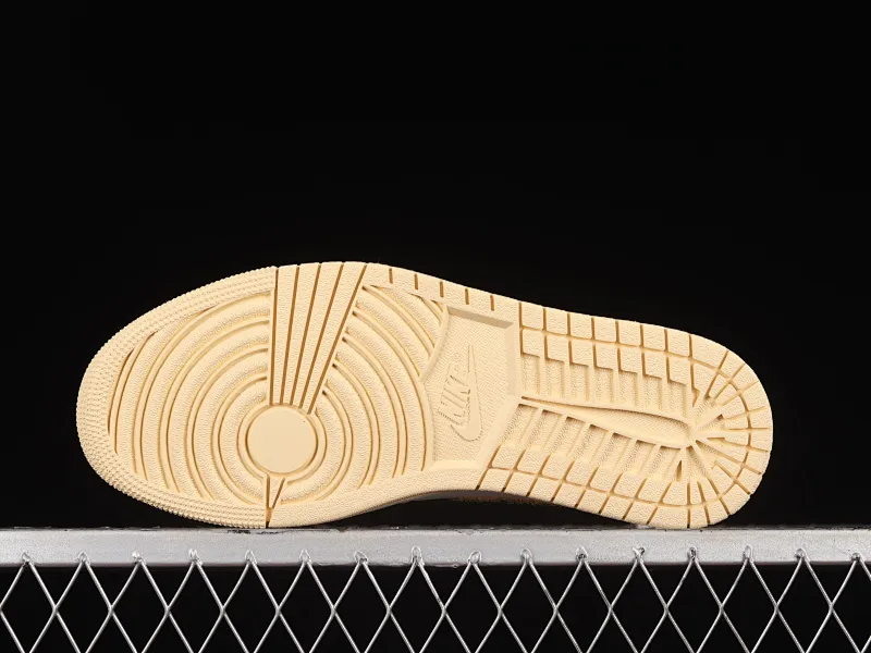 All categories Air Jordan Jordan series basketball shoes Air Jordan 1 High Air Jordan 1 High OG "Vibrations of Naija" AJ1 Qiao 1 Xiaoxiangfeng high-top basketball shoes FD8631-100